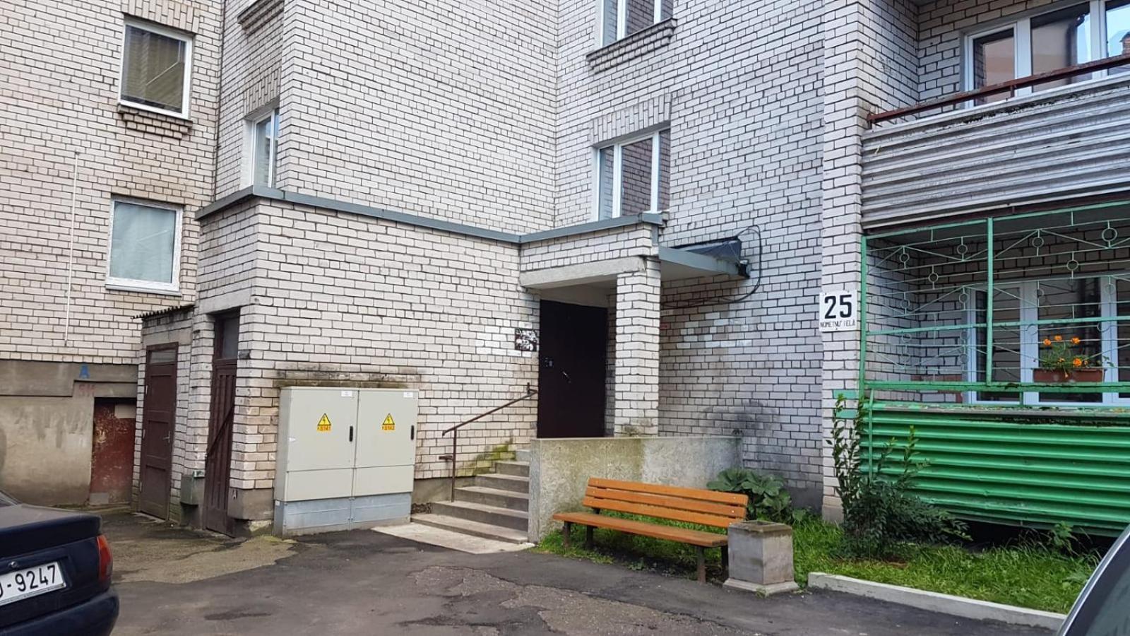 Apartament Erfolg 1 Daugavpils Ngoại thất bức ảnh